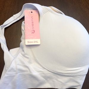 White bra. New with tags. Size 2xl.